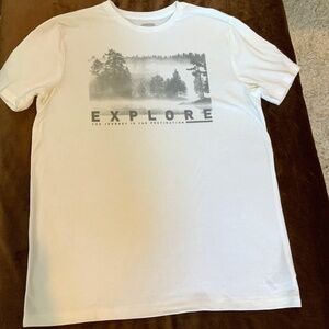 Old Navy White M Short Sleeve T Explore Adventure Outdoor Active Travel Gym